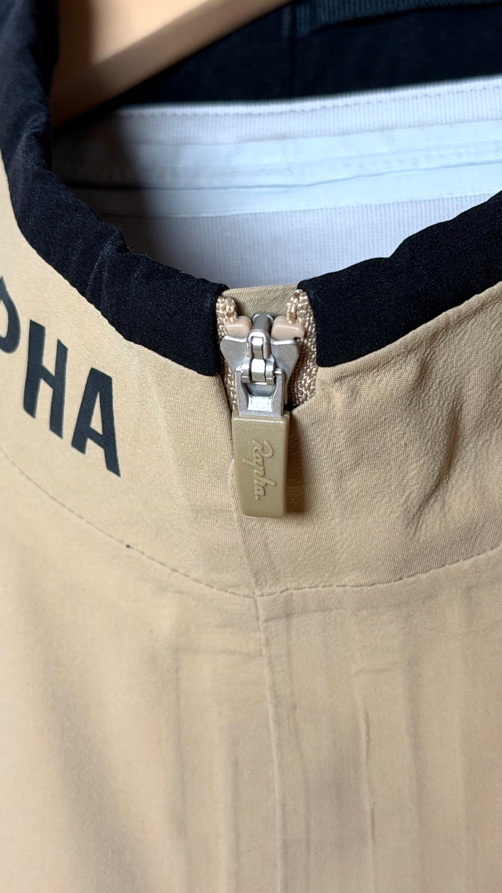 Rapha Pro Team Race Cape L